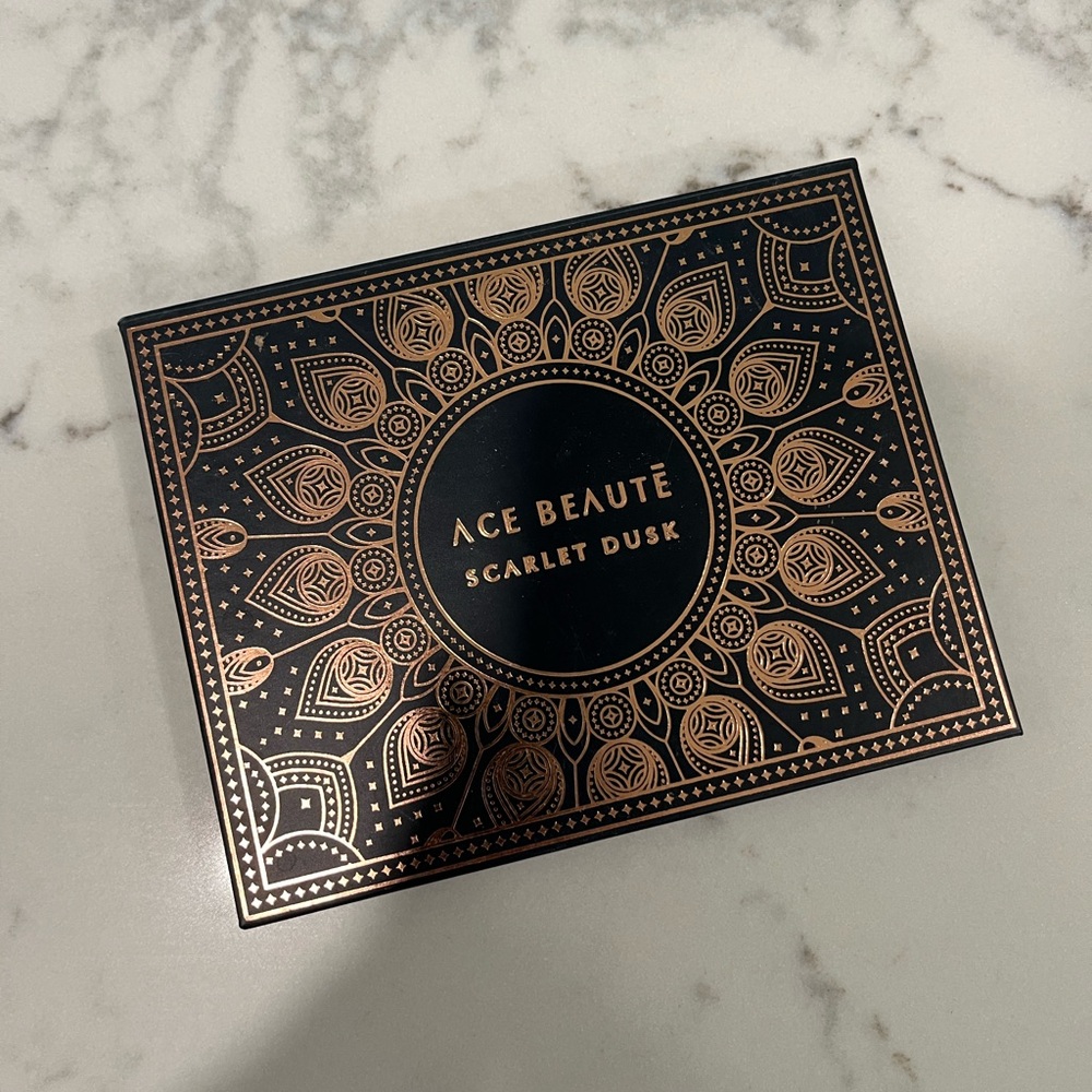 Ace Beaute Scarlet Dusk Eyeshadow Palette - Black and Gold Design